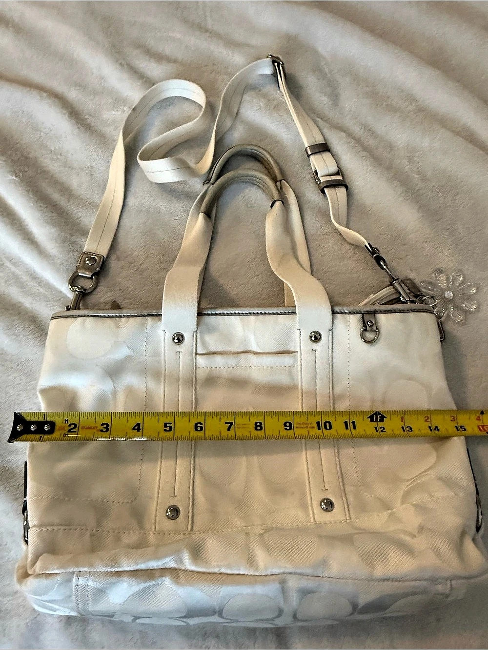 Coach Kyra Daisy Signature Tote Bag (Style F19712)